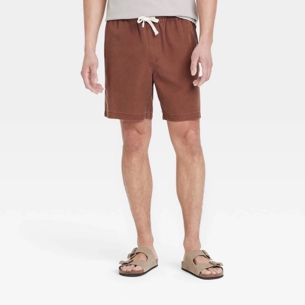 Brown Vintage 7" Elevated Pull-on Shorts
Goodfellow & Co
S or L
New with Tag
